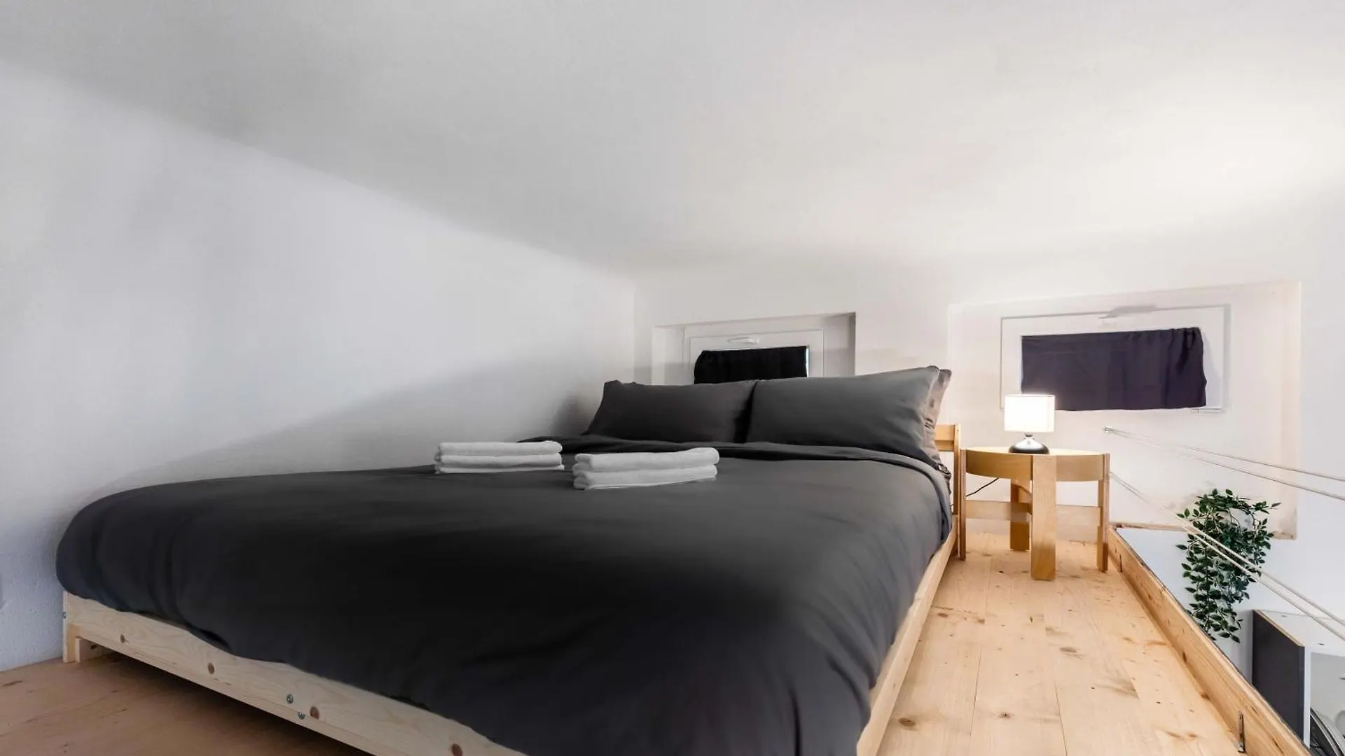 Junior Suite Milano With Netflix And Wifi 0*, Milan Italy