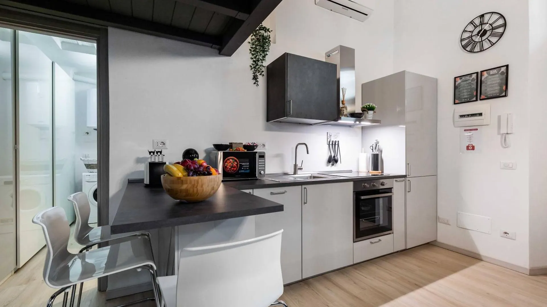 Apartment Junior Suite Milano With Netflix And Wifi